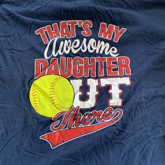 Softball tshirt - Picture 2 of 3